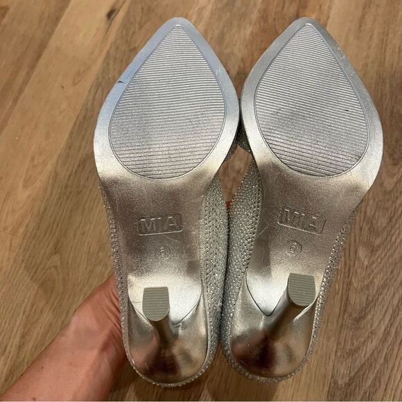 MIA Ciana Rhinestone D’Orsay Pump in Silver size 6 - Picture 9 of 16